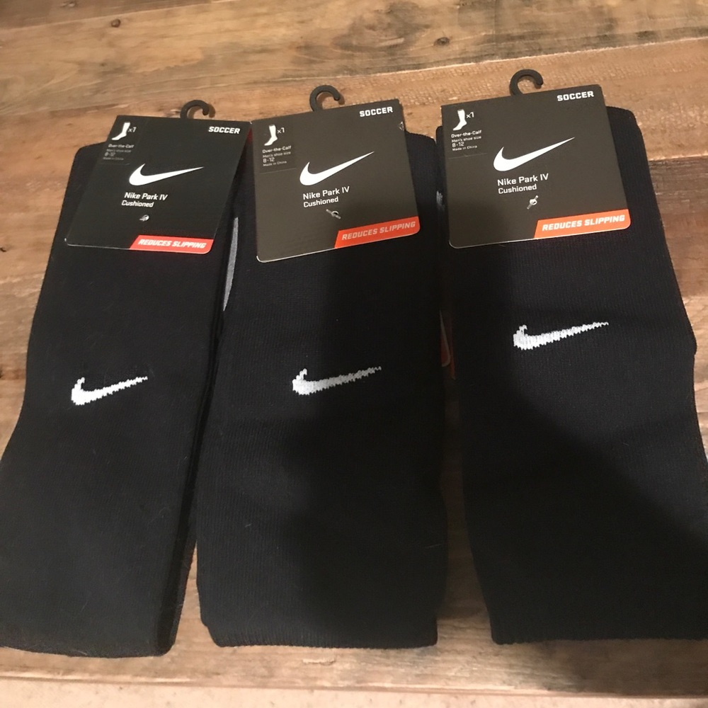 NWT Nike Socks
