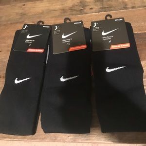 NWT Nike Socks