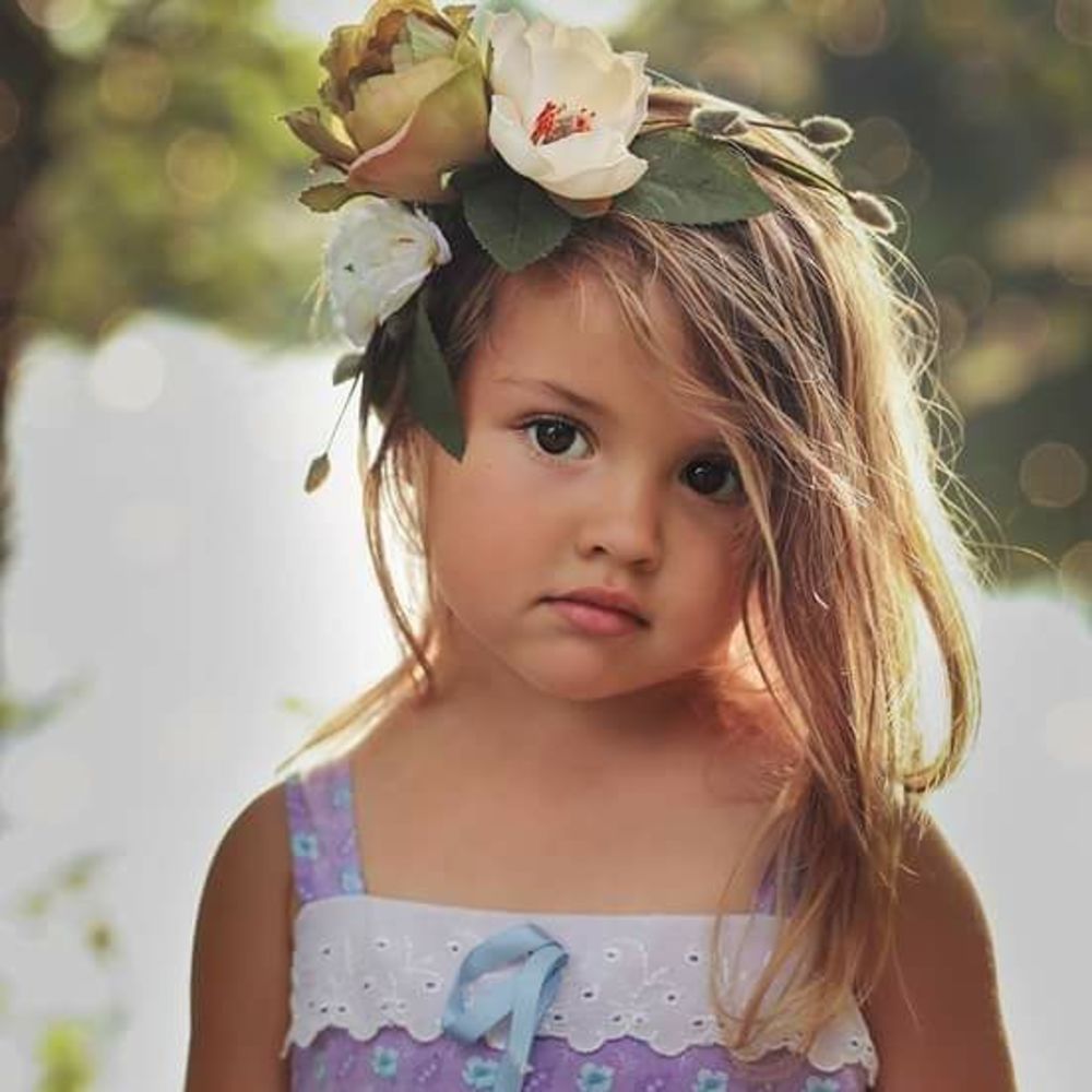 Meet your Posher, Elizabeth