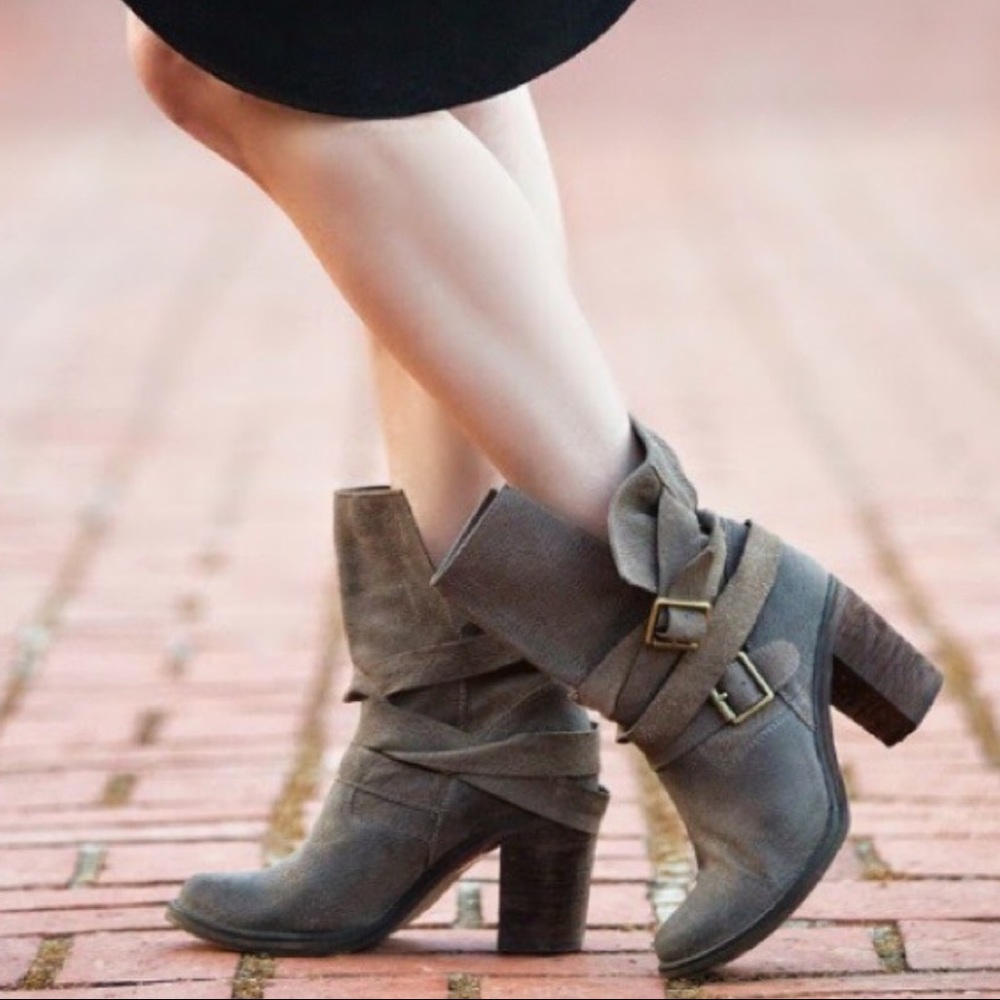 Jeffery Campbell wrap around bootie