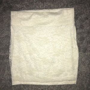 White lace pencil skirt
