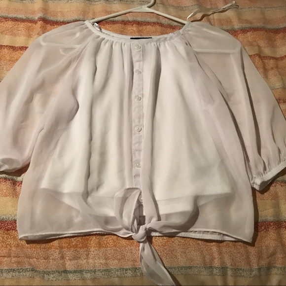 White Top - Picture 2 of 3