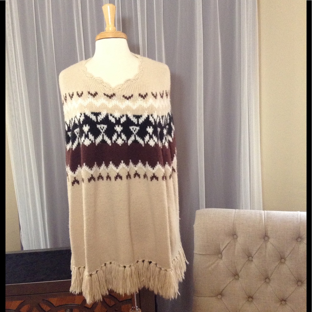 Moda International Poncho