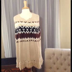 Moda International Poncho