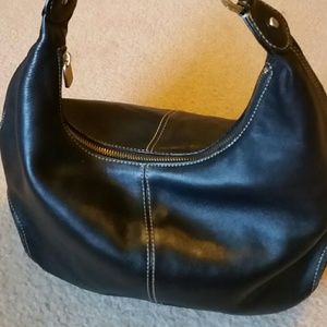 Liz claiborn black leather purse