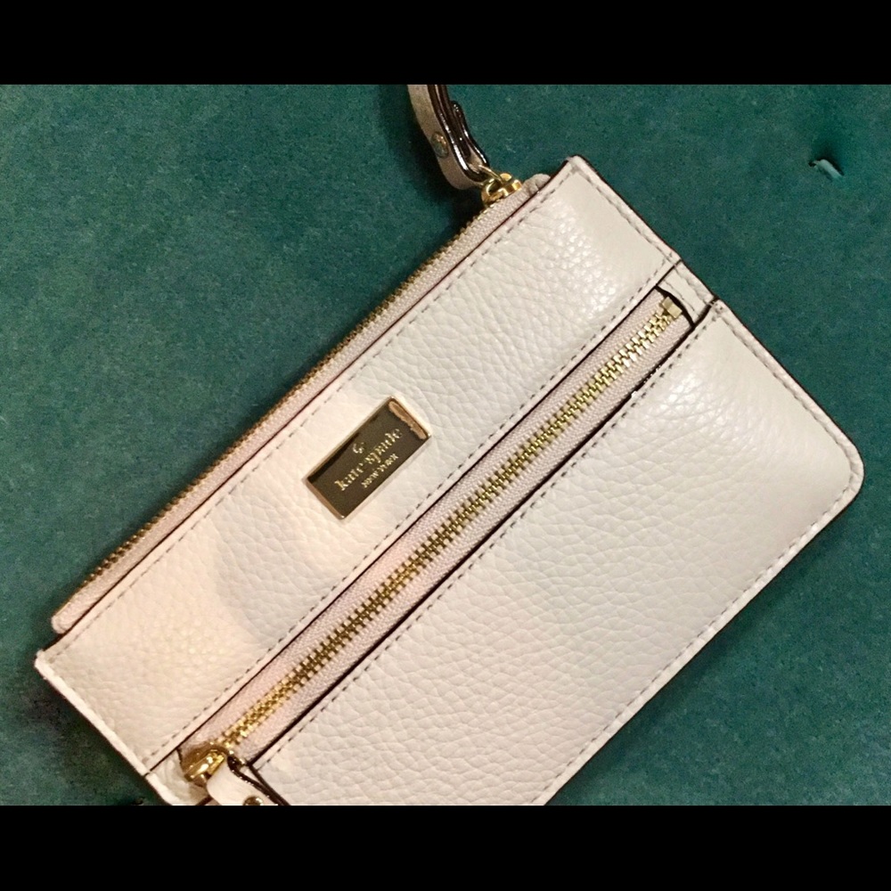 Kate Spade Leather Wristlet NWT