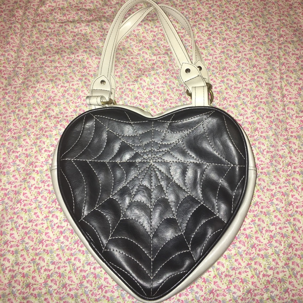 Spiderweb purse.