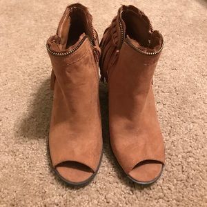 Dolce Vita shoes