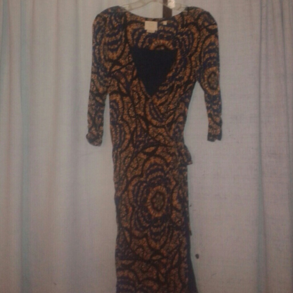 BEAUTIFUL WRAP DRESS