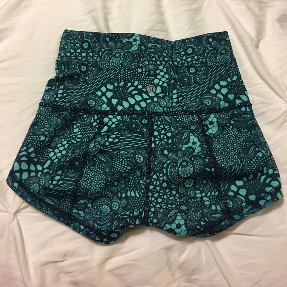 Lululemon wunder under short  size 4