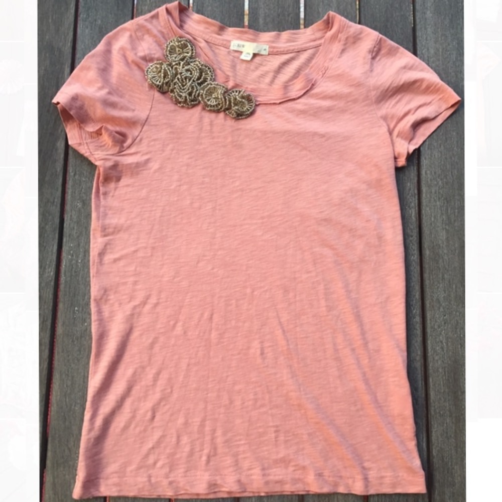 🌻HP!🌻J. CREW T-Shirt w/ Gold Beaded Flowers