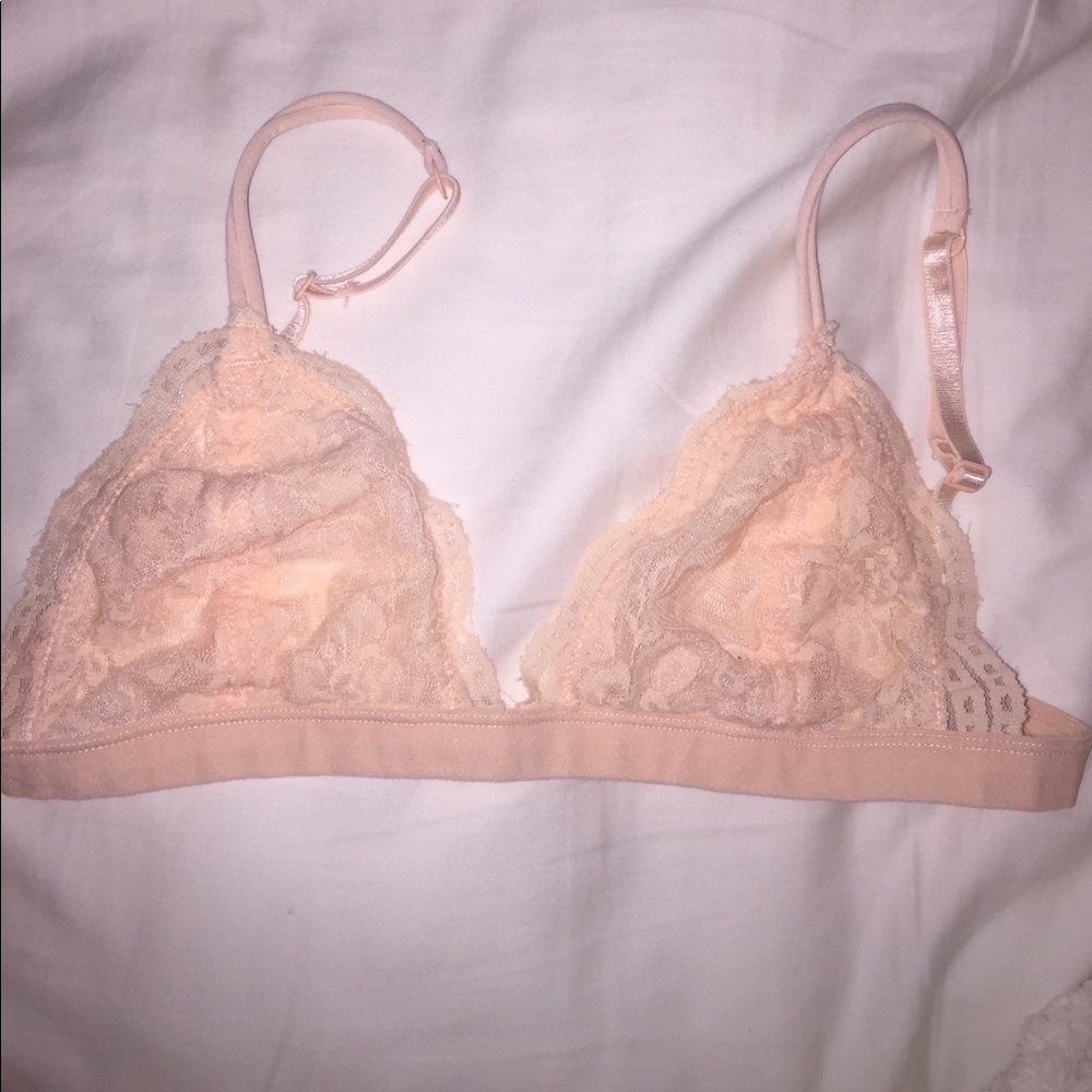 Pink lace brallete