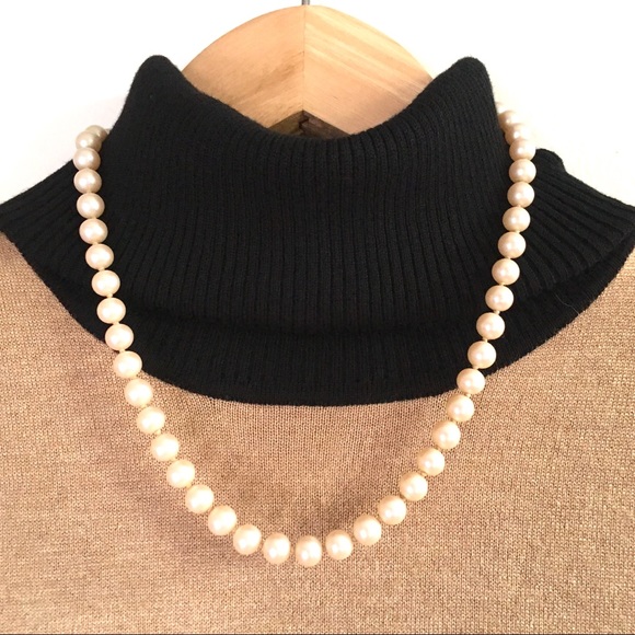 THE LIMITED Colorblock Turtleneck - Picture 8 of 8