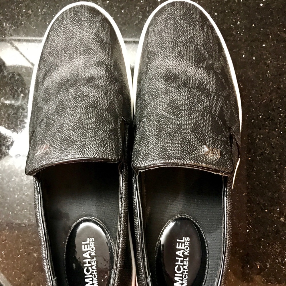 Michael Kors Keaton Black Leather Slip-On