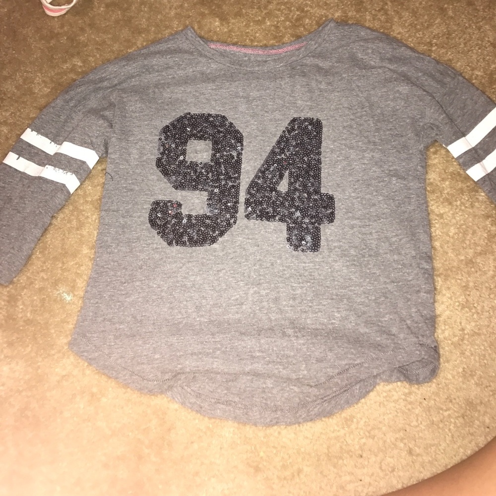 Quartered sleeve shirt