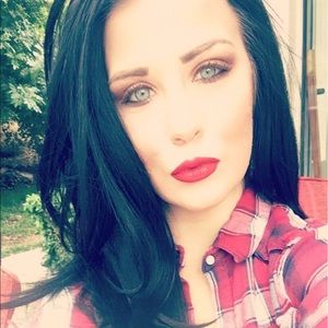 Meet your Posher, Christina