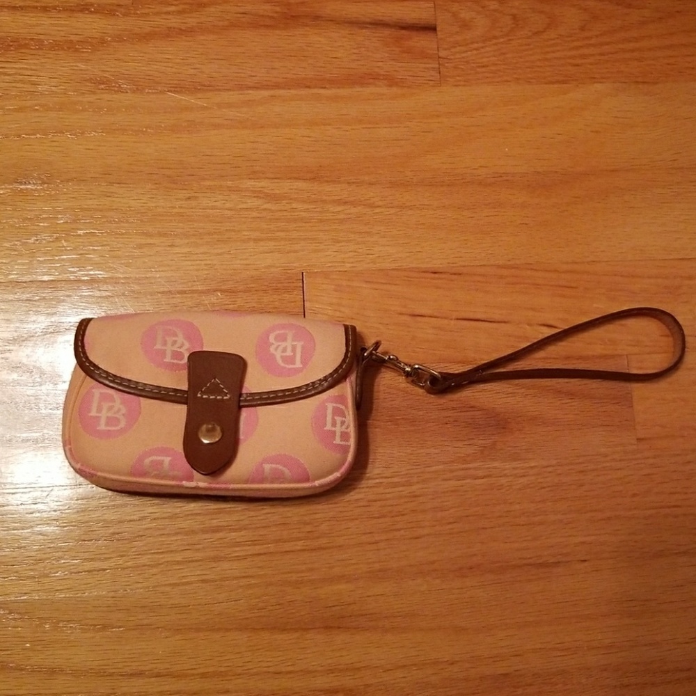 Small Dooney and Burke wristlet