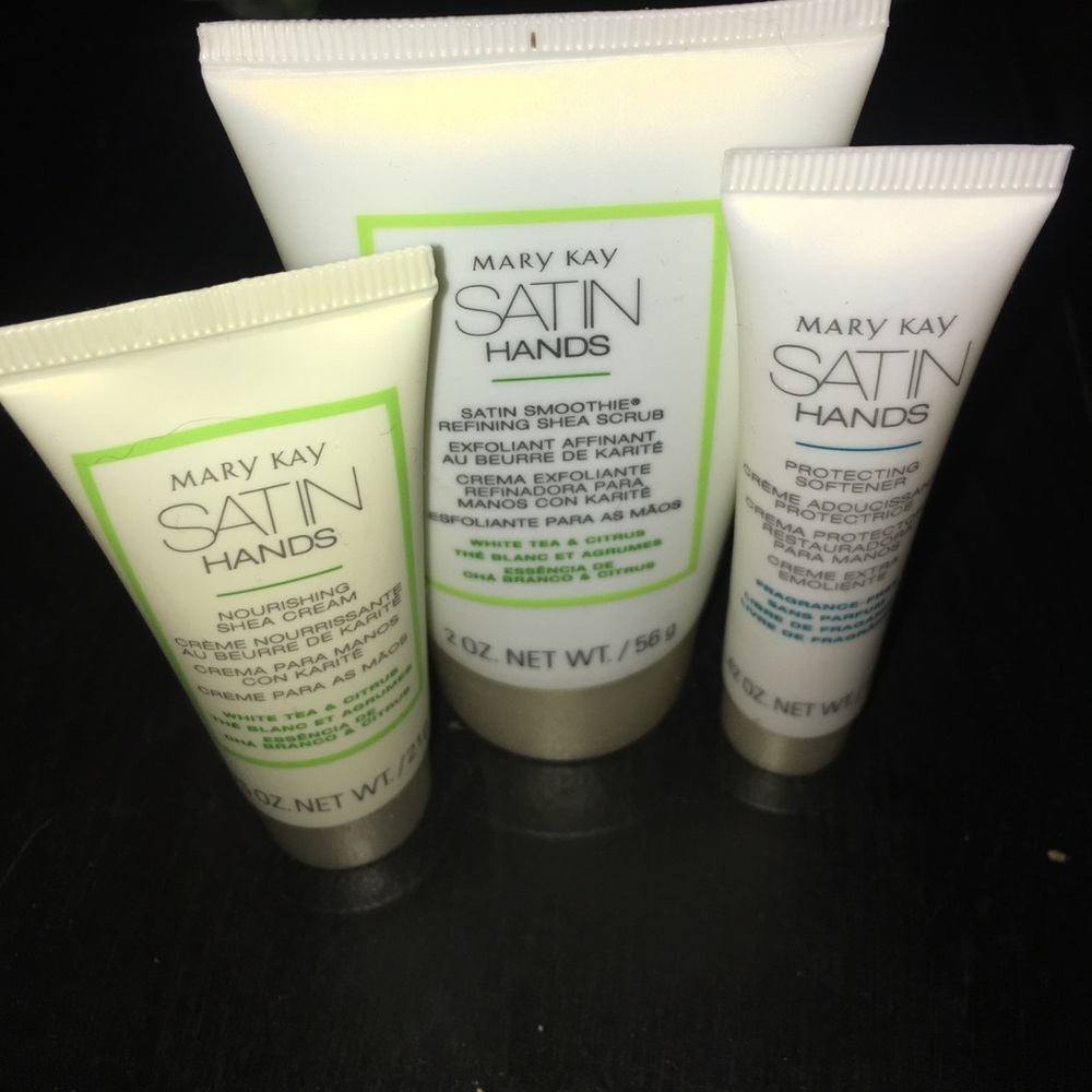 Mary Kay Satin Hands collection