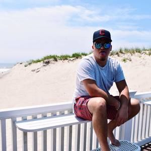 Meet your Posher, Evan