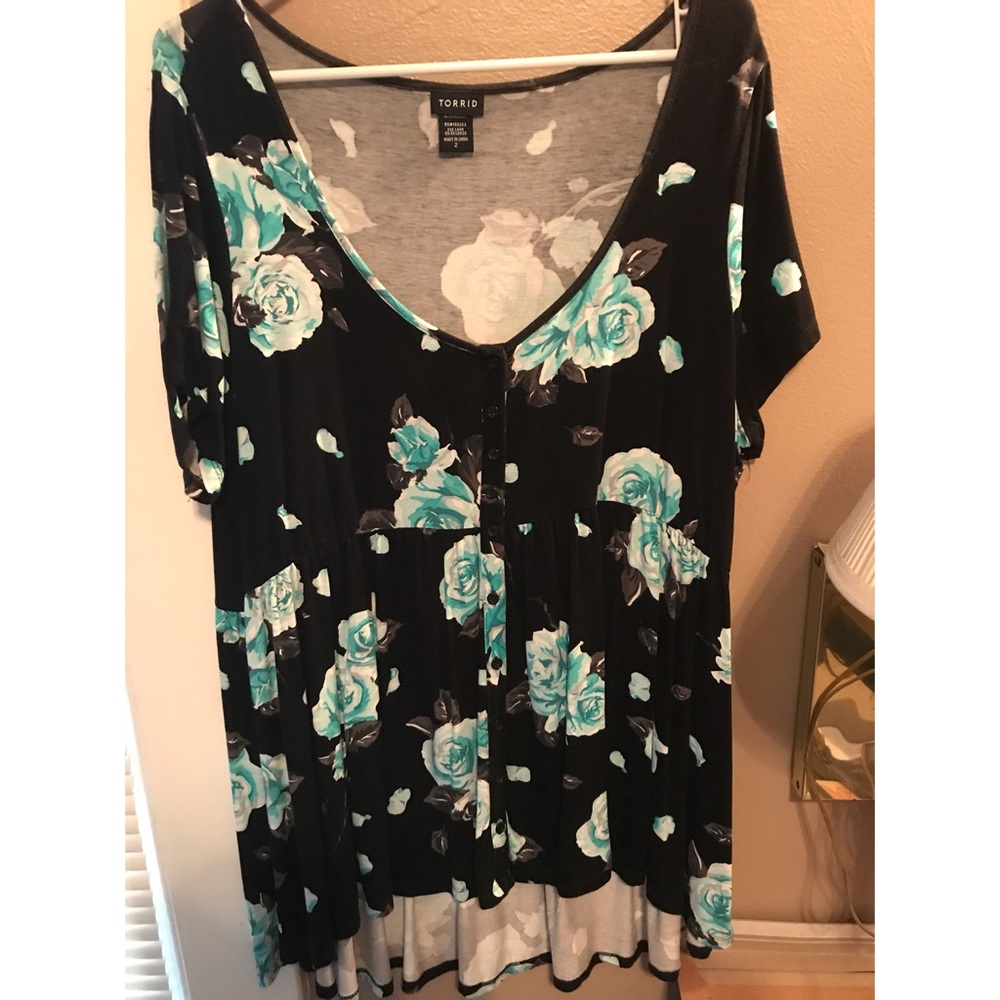 Torrid size 2 top