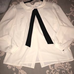Forever XXI Women's white blouse with black trim