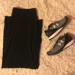 Loose fit yoga pants
