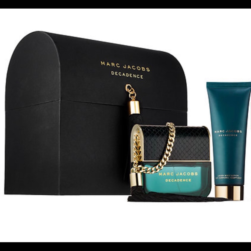 BRAND NEW MARC JACOBS DECADENCE PERFUME SET