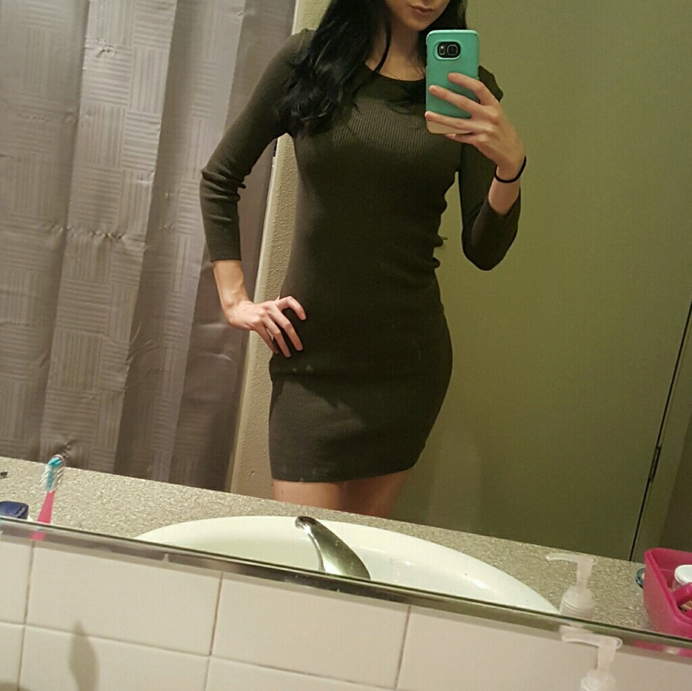 Ribbed bodycon dress