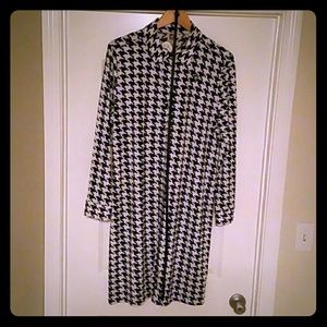 DARK NAVY BLUE LG HOUNDS TOOTH PRINT