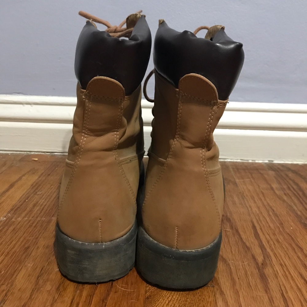 Boots - Picture 3 of 5