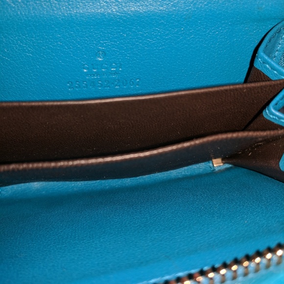 🚫sold Authentic Gucci Mini Wallet Zip around - Picture 5 of 8