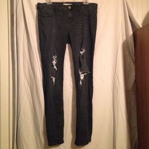 Pacsun Bullhead Black ripped denim