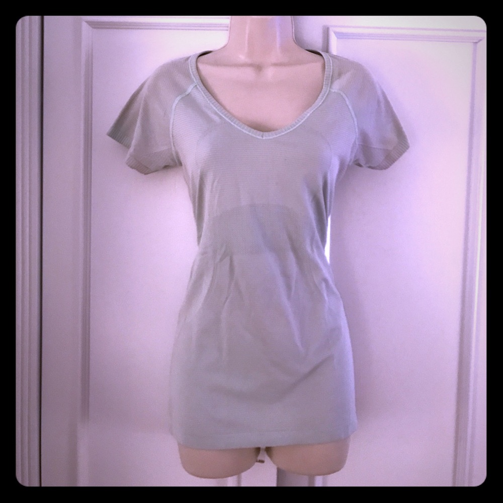 Lululemon Athletics Short Sleeve Workout Top