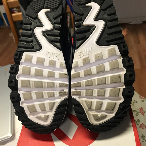 Nike Air Max 90 Mesh size 4.5 youth (women 6) - Picture 6 of 8