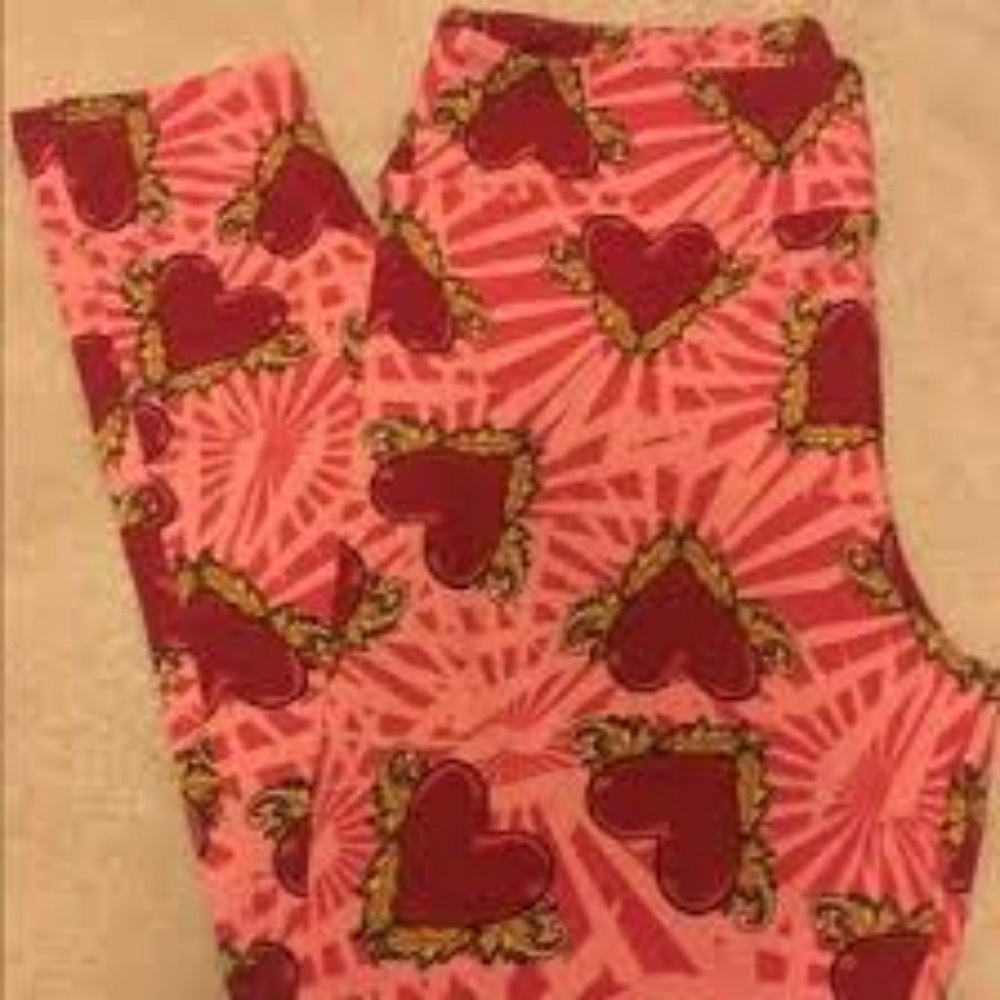 Lularoe tc Valentine's day leggings