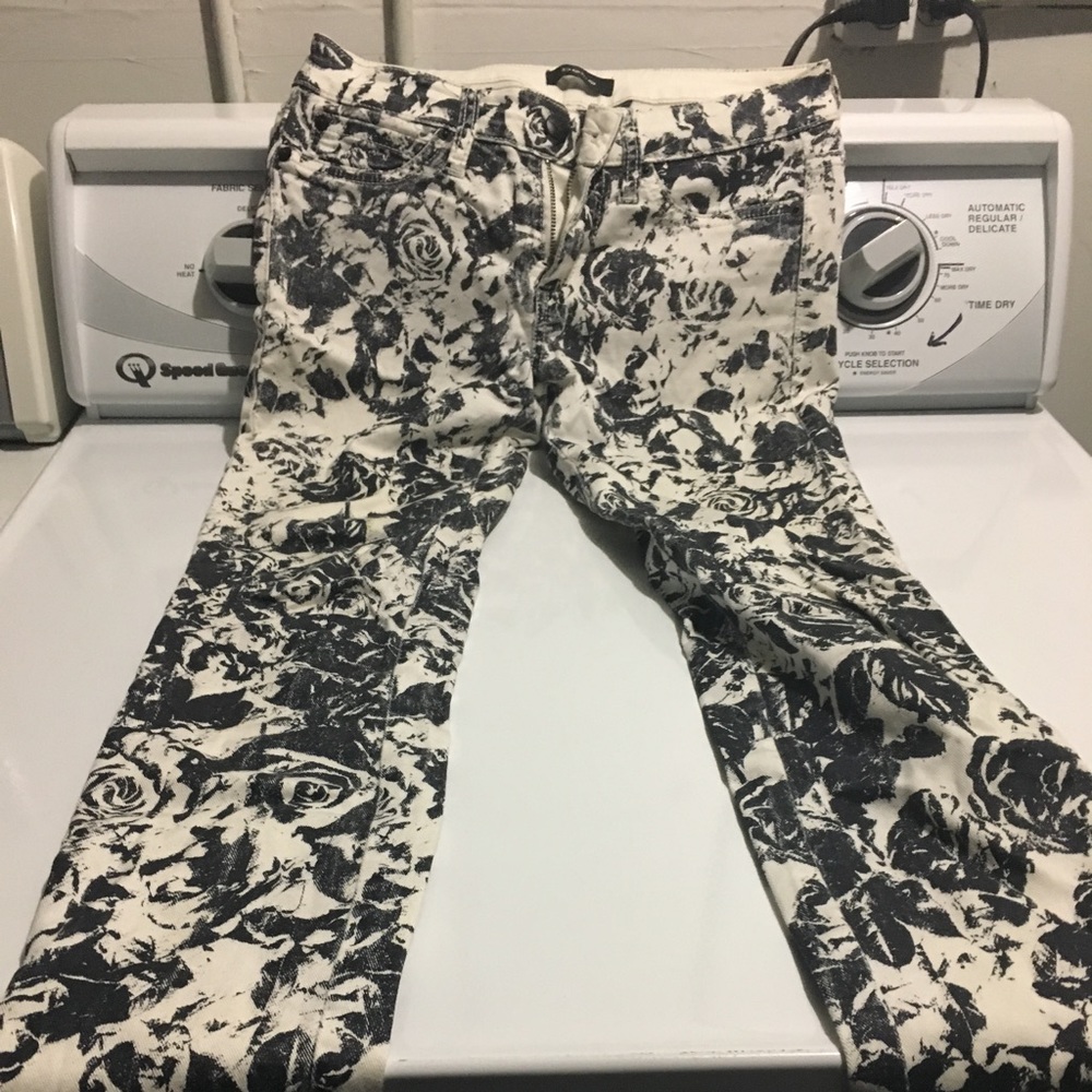 Bebe pants