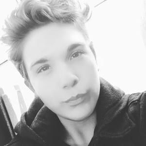 Meet your Posher, Blake