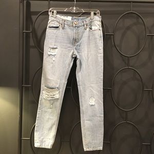NWT Urban Outfitters Boyfriend Jeans