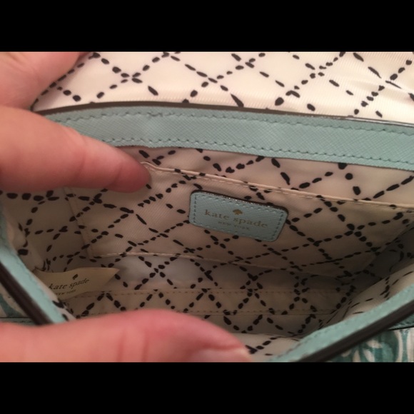 Kate Spade Cross Body - Picture 6 of 6