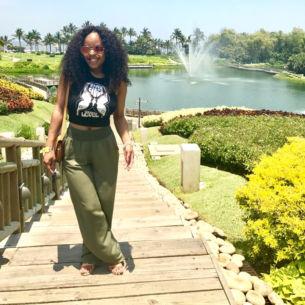 Olive Green Wideleg, Highwaist Pants