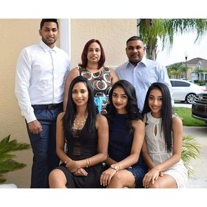 Meet your Posher, Renita