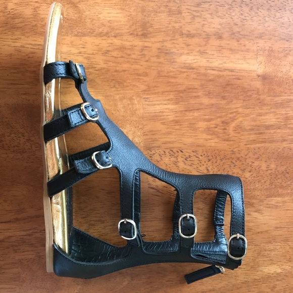 MANGO strapped sandals - Picture 2 of 3
