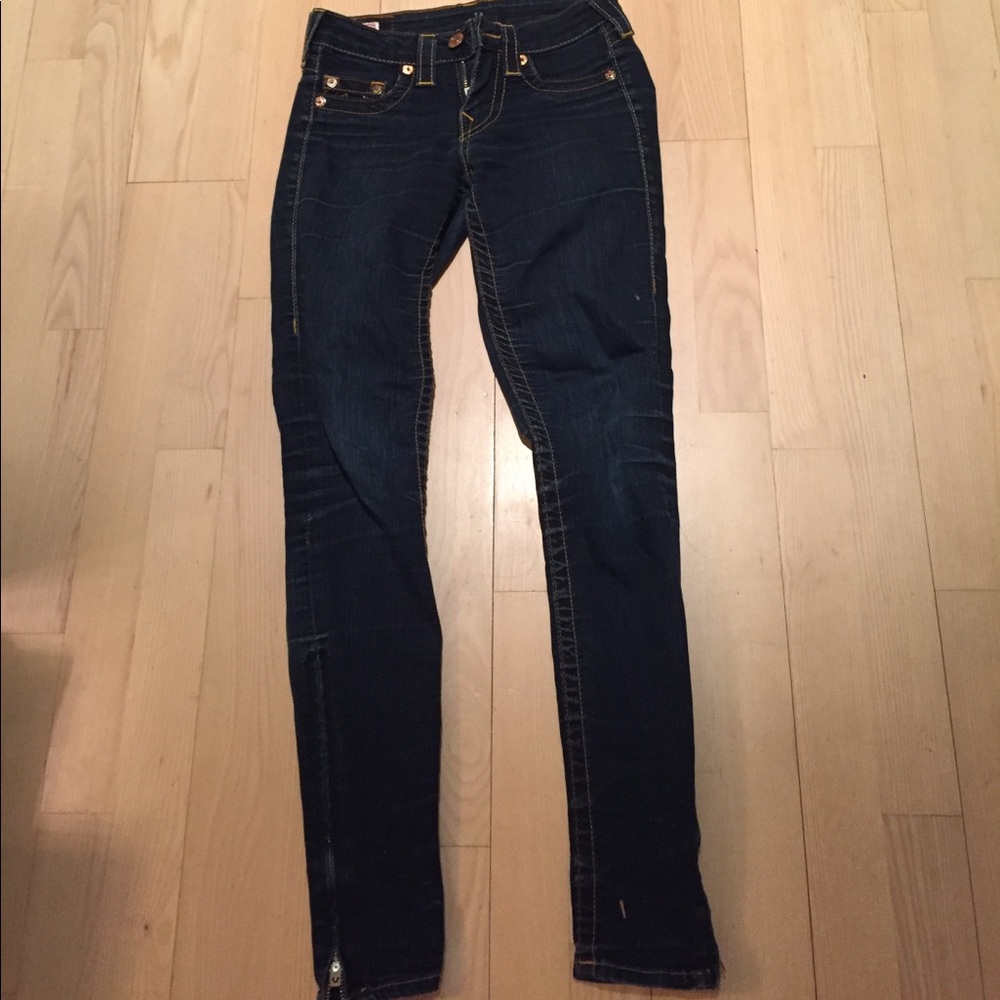 Dark jeans!