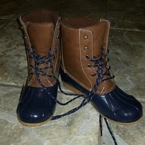 Water boots