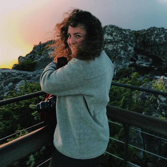 Meet your Posher, Sarah - Picture 1 of 1