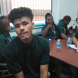 Meet your Posher, Christan