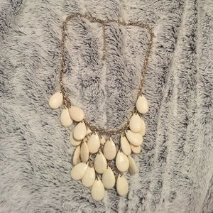 Statement necklace
