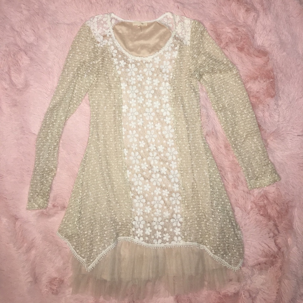 •Sweater ryu blouse! Size M•