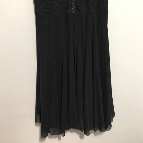 Little black dress - Picture 3 of 4