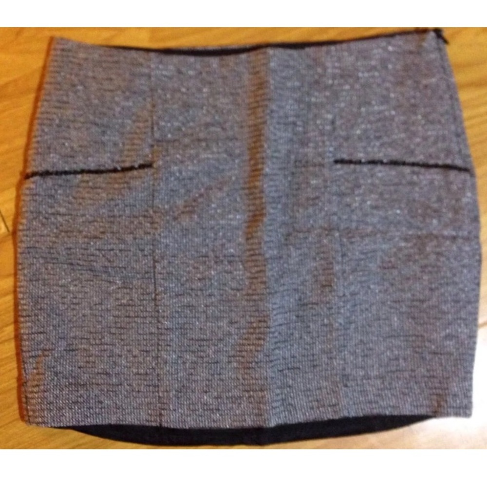 Zara Gray Tweed Career/Work Black Skirt Sz XS